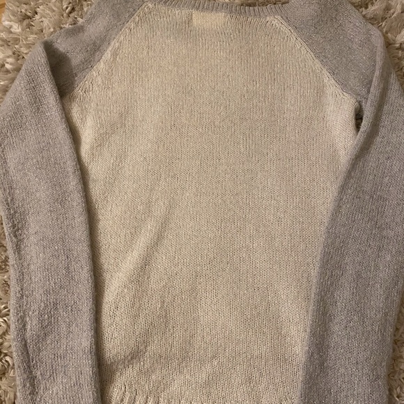 HOLLISTER high low sweater!!! - Picture 4 of 4
